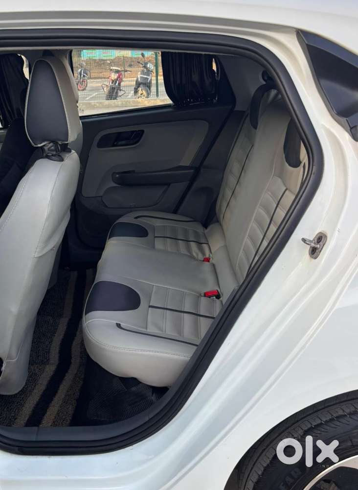 Tata Altroz 1.2 Xm, 2020, Petrol