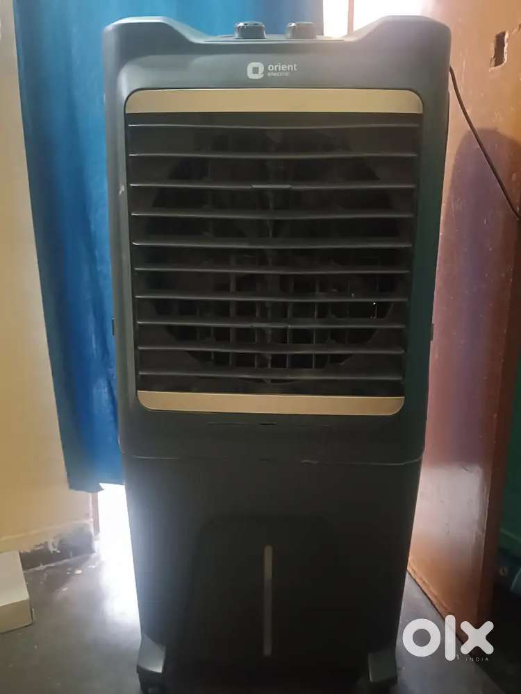 Orient electric cooler