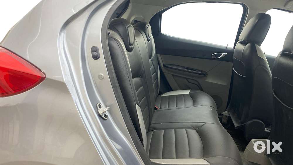 Tata Tiago 1.2 Revotron Xza, 2018, Petrol