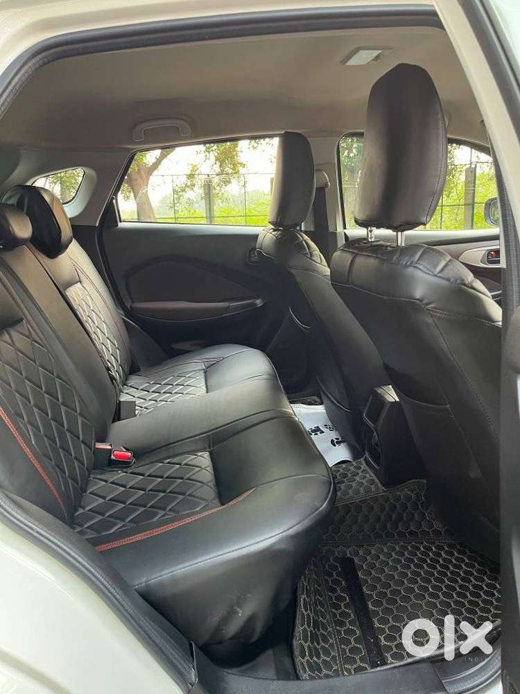 Maruti Suzuki Fronx Delta Plus 1.2 Ags, 2025, Petrol
