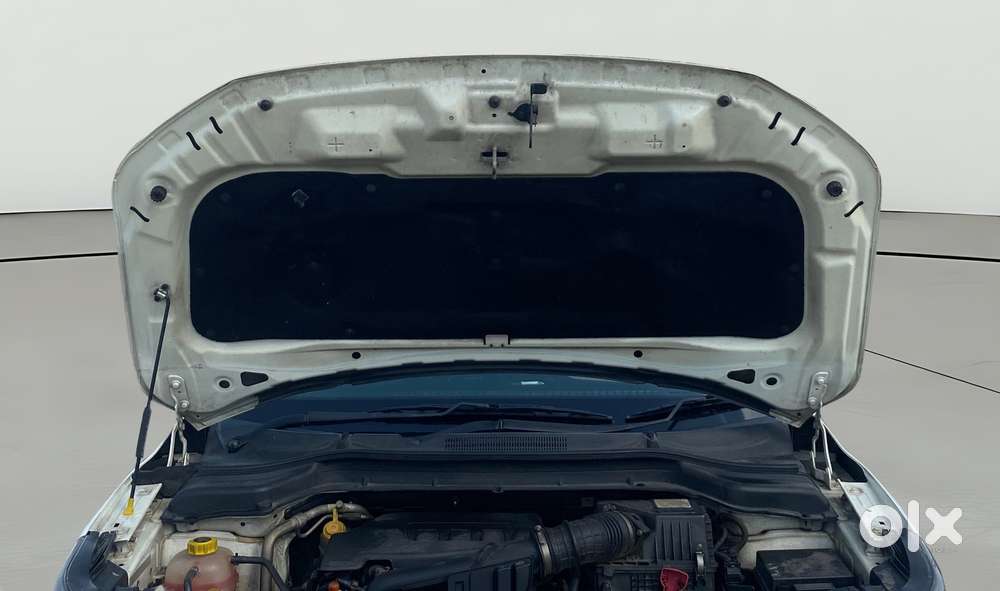 Mahindra Xuv300 W8 Option, 2021, Petrol