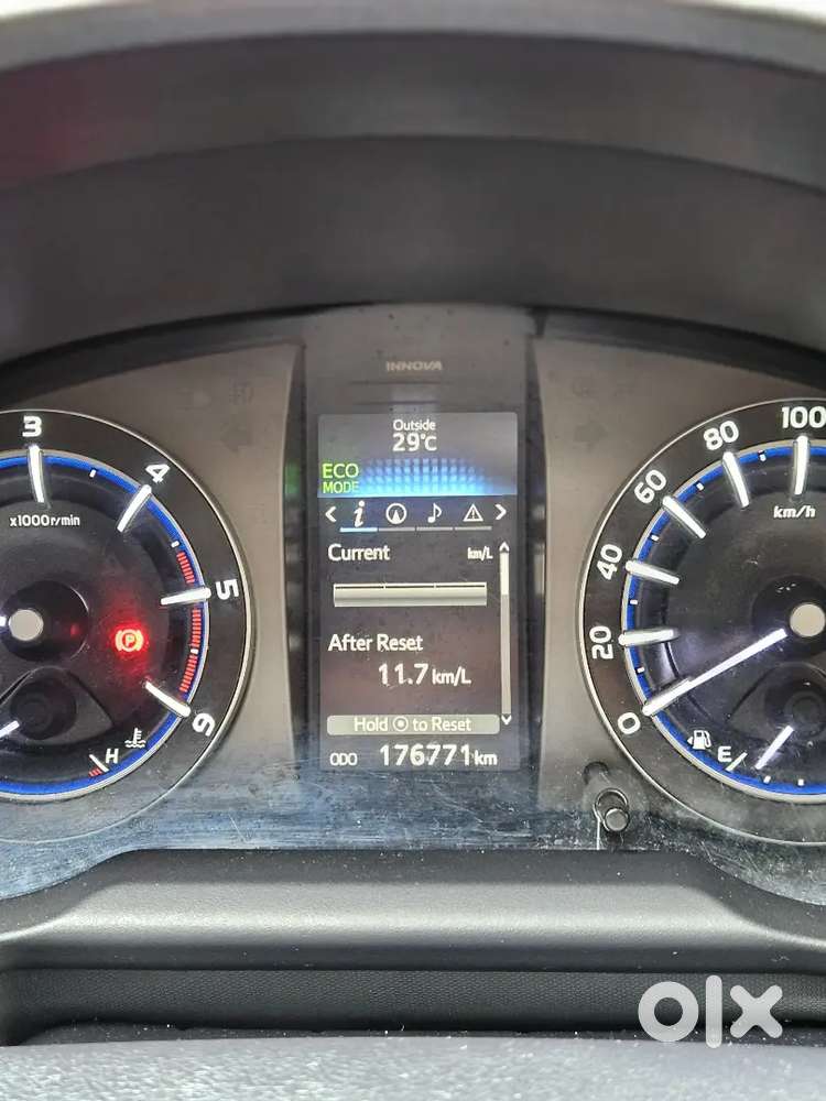 Innova Crysta 2018  V 7 Seater