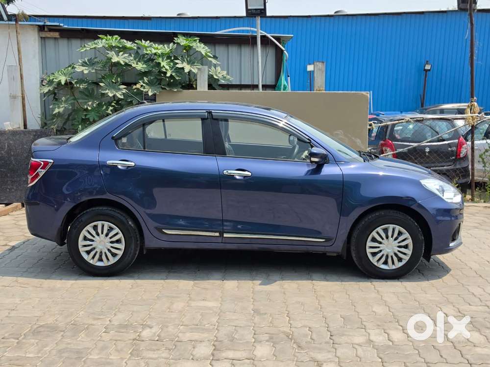 Maruti Suzuki Dzire 1.2 Vxi, 2022, Petrol