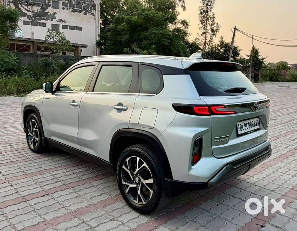 Toyota Urban Cruiser 1.5 Premium Grade At, 2023, Petrol