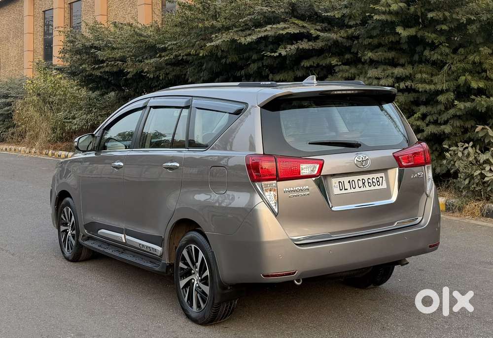 Toyota Innova Crysta [2020-ongoing] 2.4 Zx At 7 Str, 2022, Diesel