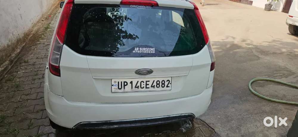 Ford Figo 2014 Cng & Hybrids 120000 Km Driven