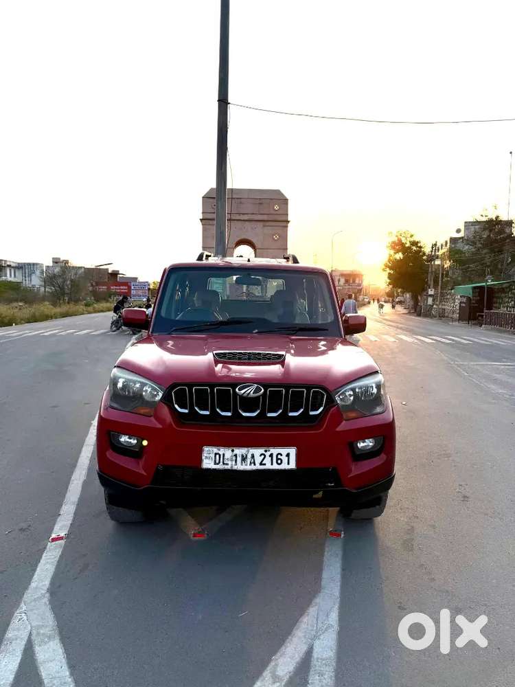 2017 Model 1st Owner Mahindra Scorpio S4