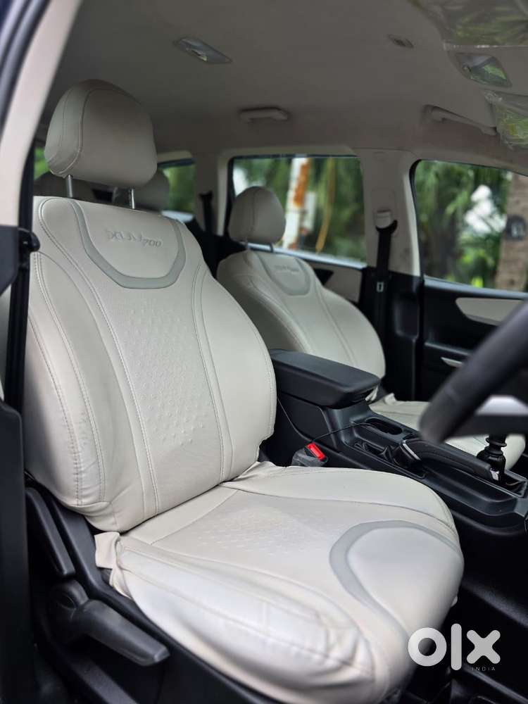 Mahindra Xuv700 Mx Diesel Mt 5 Str (e), 2022, Diesel