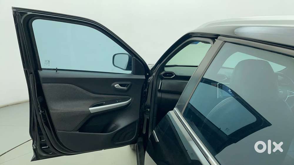 Nissan Magnite 1.0 Xv Premium Turbo Cvt, 2022, Petrol