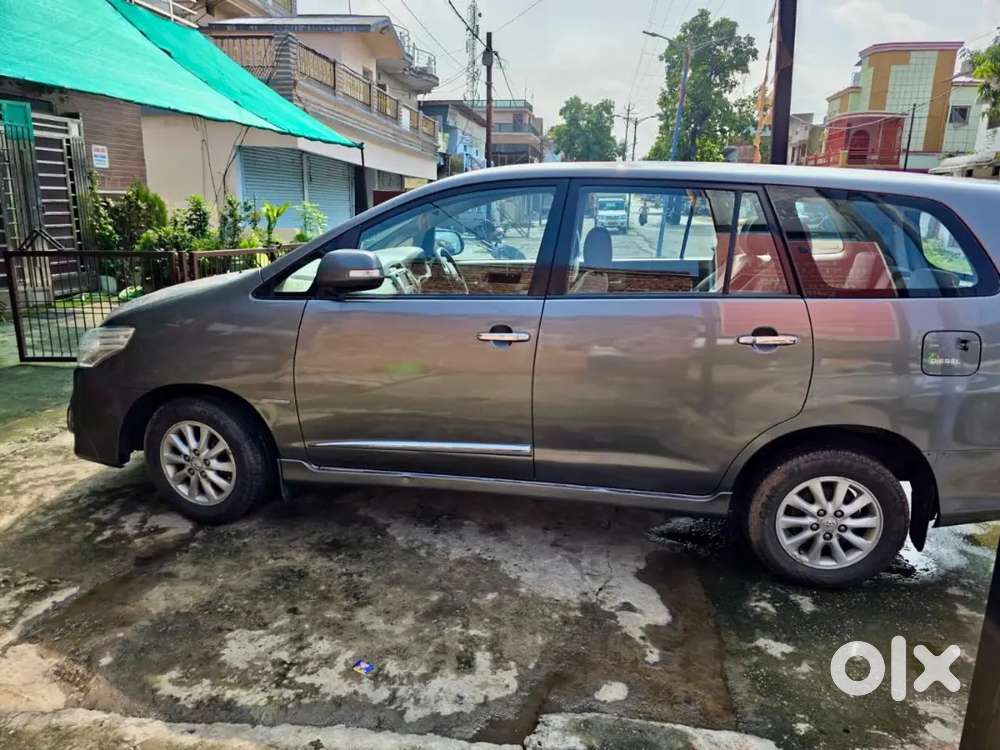 Toyota Innova 2.5 Diesel 2014
