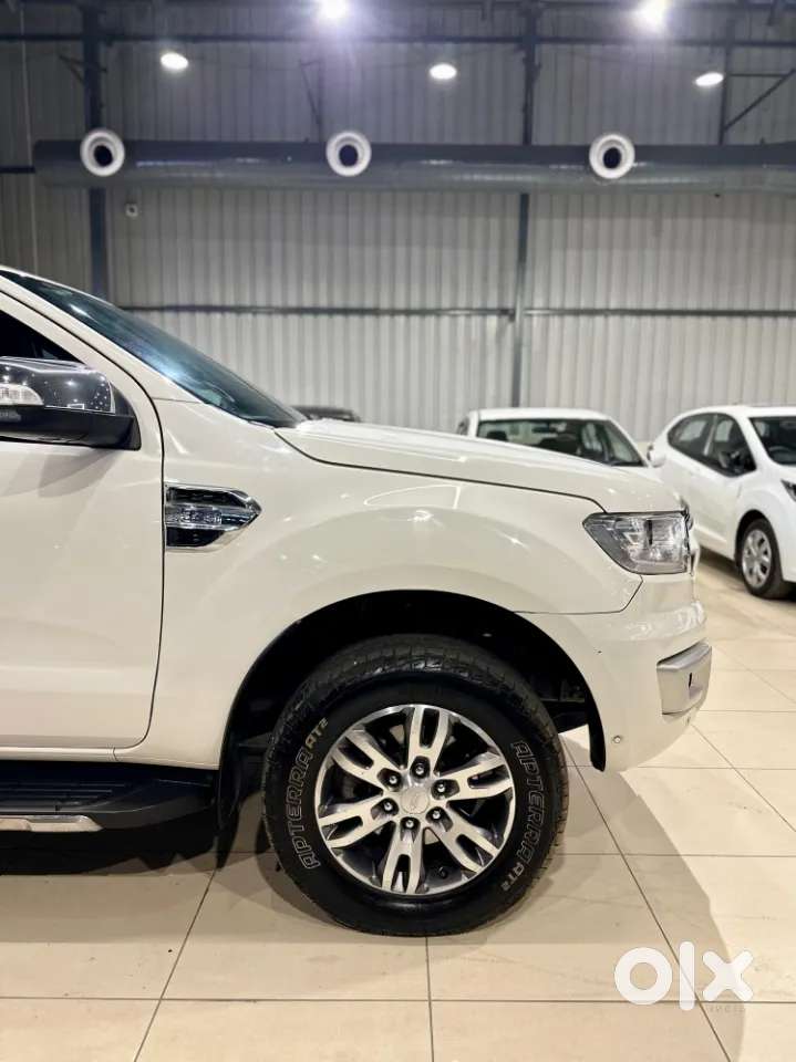 Ford Endeavour 3.2 Titanium At 4x4, 2017, Diesel