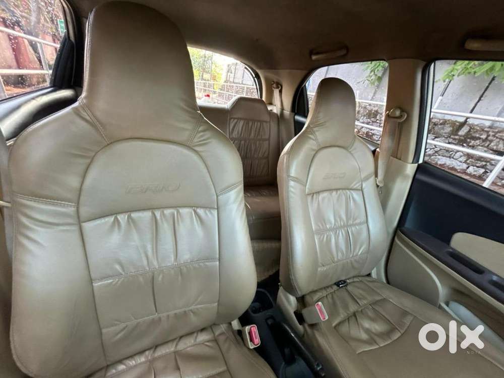 White Full Option V,a/c,power Steering,power Window And Alloy Wheels