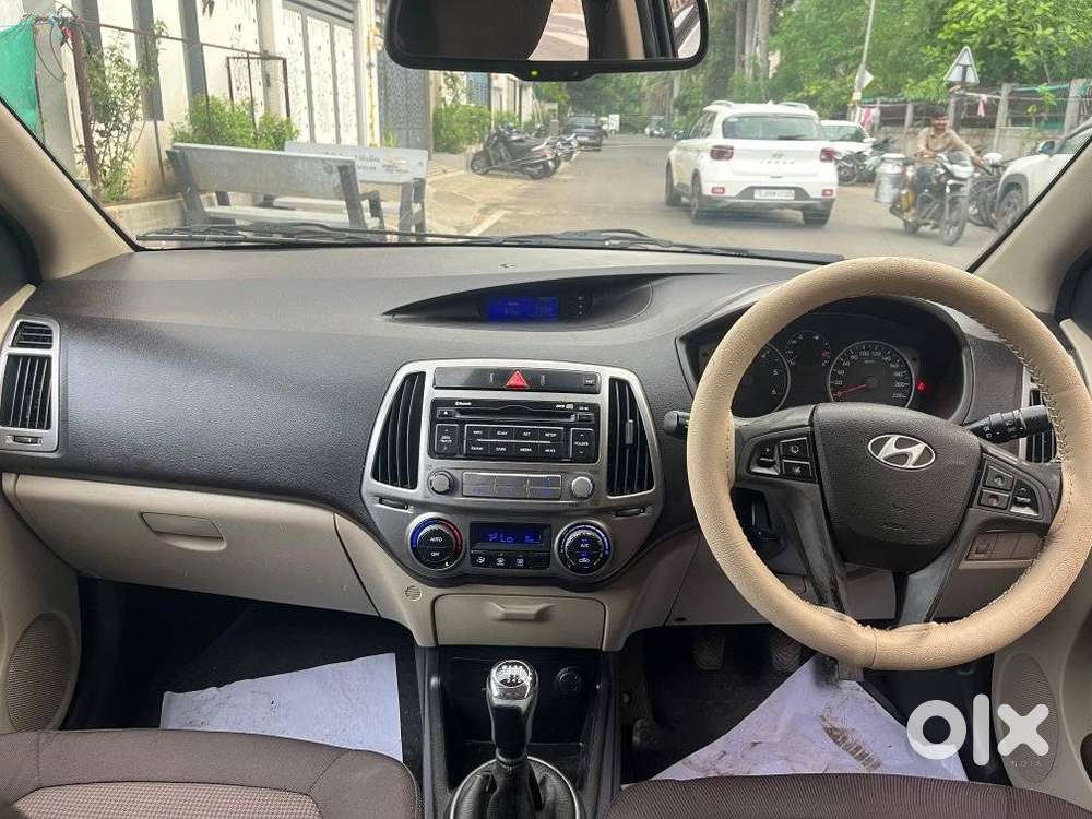Hyundai I20 Sportz 1.4 Crdi 6 Speed Bs-iv, 2014, Diesel