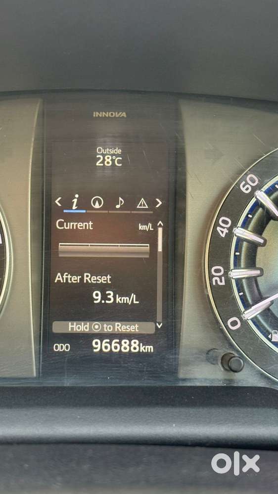 Toyota Innova Crysta 2.5z, 2017, Diesel