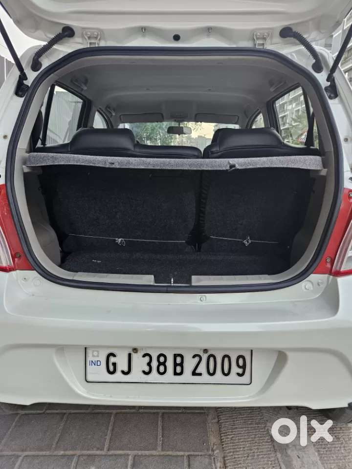 Maruti Suzuki Celerio Zxi At Optional, 2017, Petrol