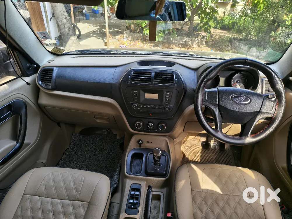 Mahindra Tuv 300 2015 Diesel 121000 Km Driven