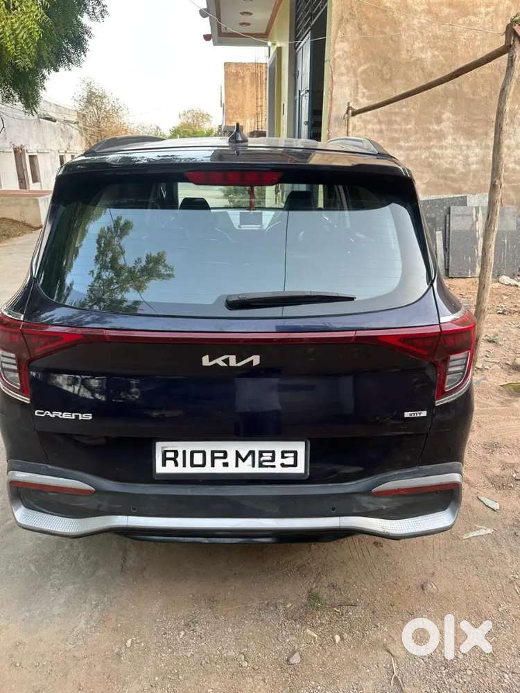 Kia Carens 2023 Diesel 520000 Km Driven