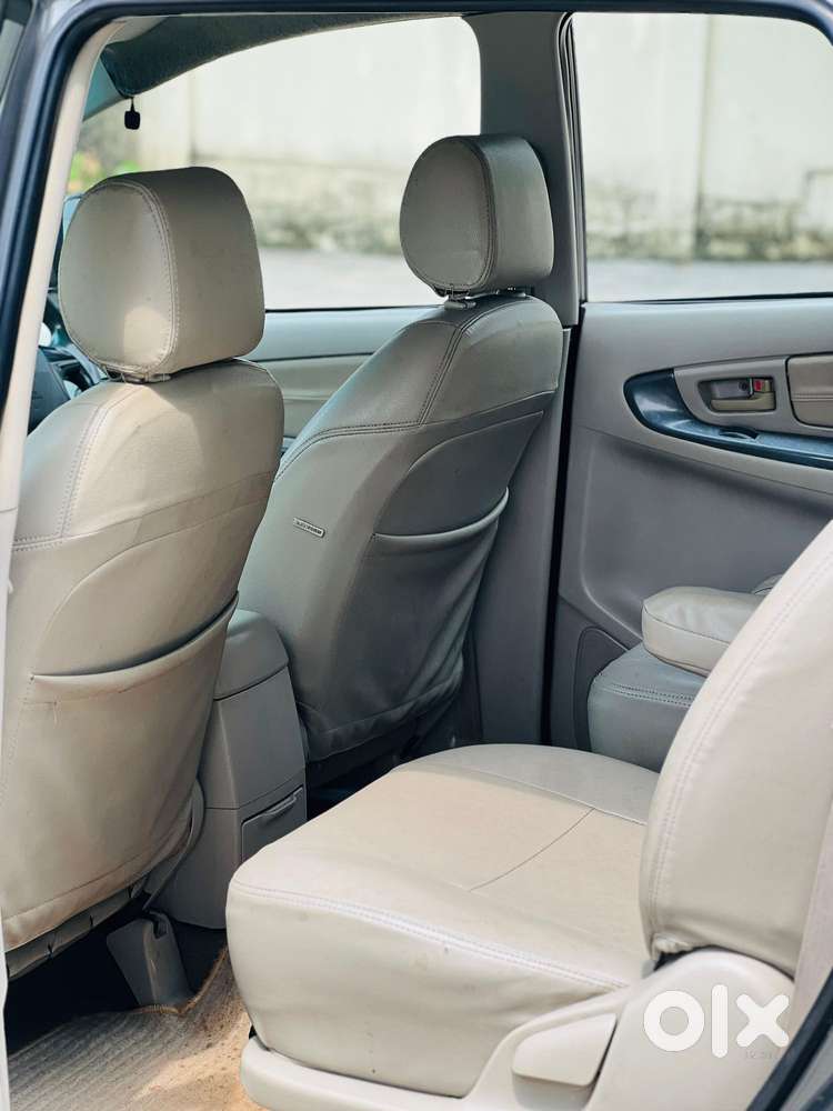 Toyota Innova 2.5 G (diesel) 7 Seater, 2012, Diesel