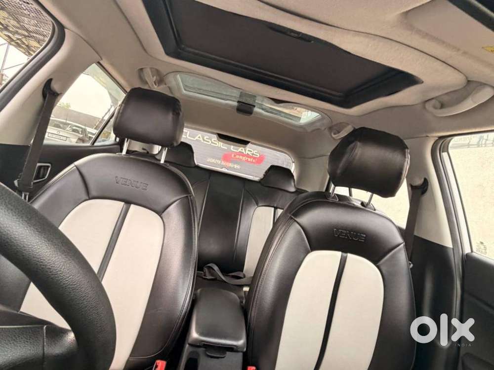 Hyundai Venue 1.2 S Plus, 2019, Petrol