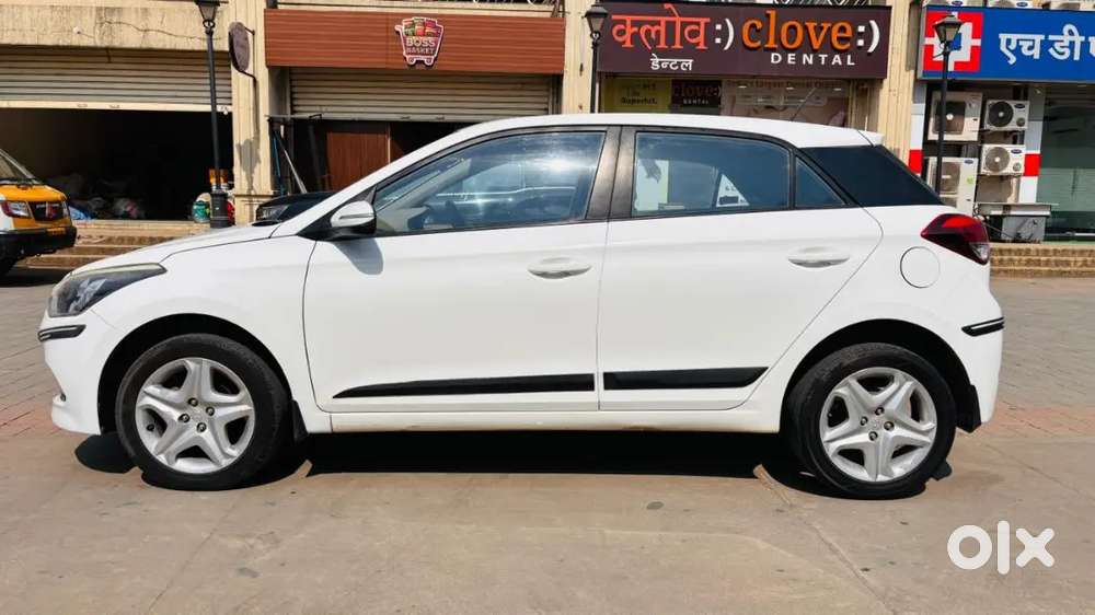 Hyundai I20 2017 Petrol 64000 Km Driven