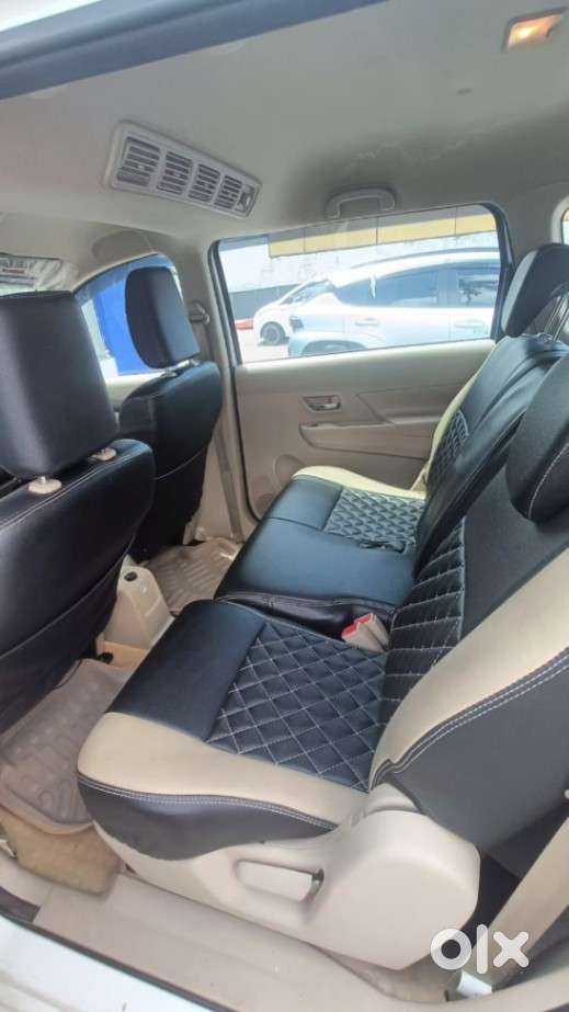 Maruti Suzuki Ertiga 1.5 Vxi, 2023, Petrol