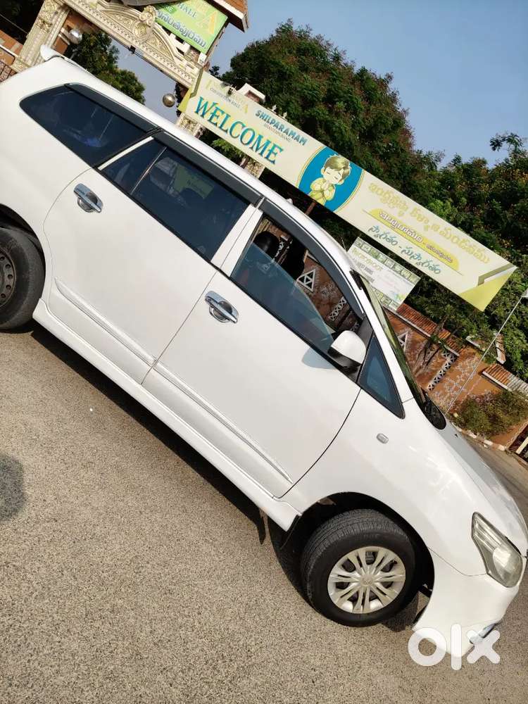 Toyota Innova Diesel Manual 2012 Model