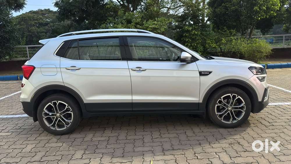 Skoda Kushaq 1.0 Tsi Style At, 2022, Petrol