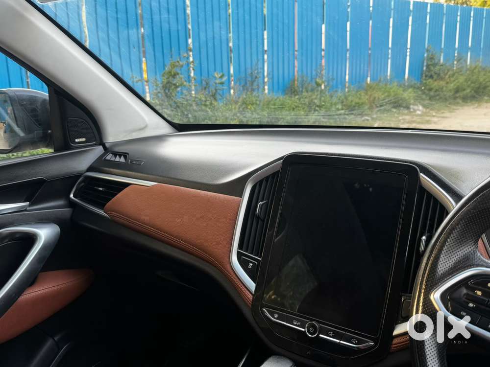 Mg Hector Plus 1.5 Sharp Turbo Cvt 6 Str, 2021, Petrol