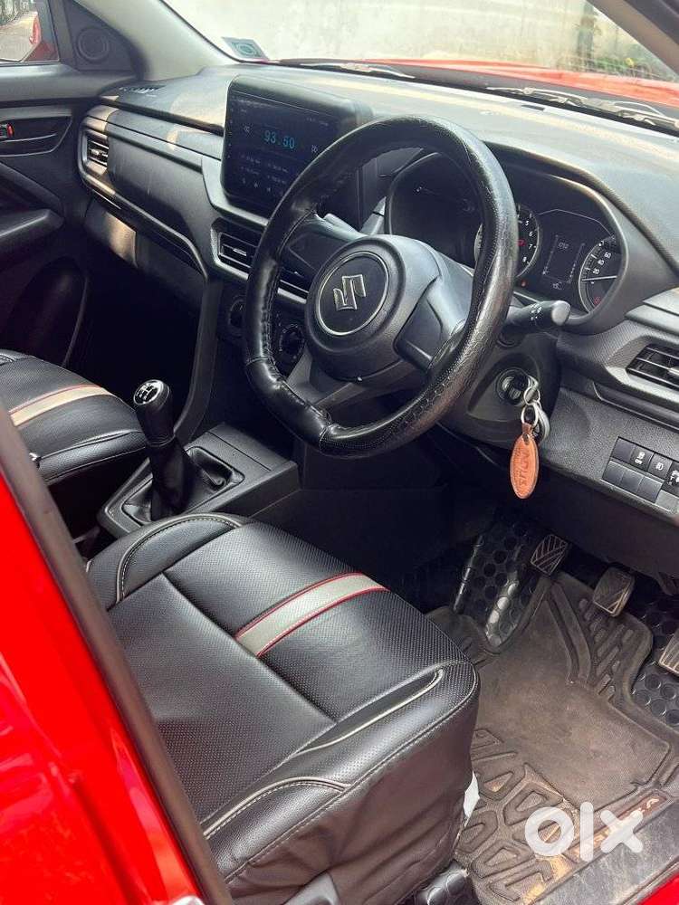 Maruti Suzuki Brezza 1.5 Lxi Smart Hybrid, 2024, Petrol