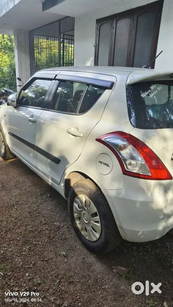 Swift Vxi Maruti Suzuki 2014 Year