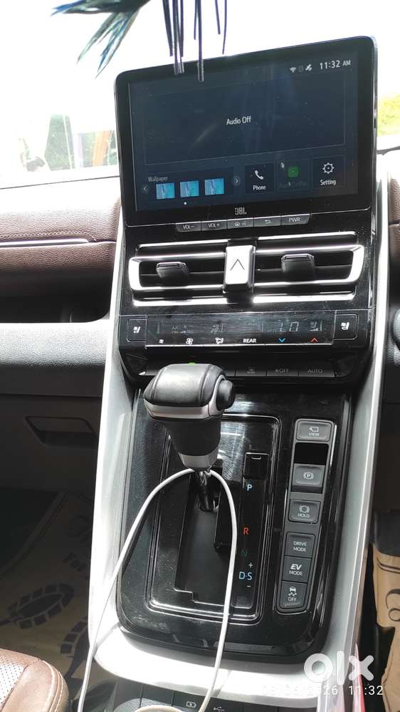 Toyota Innova Hycross 2.0 Zx (o) Hybrid 7 Str, 2024, Petrol