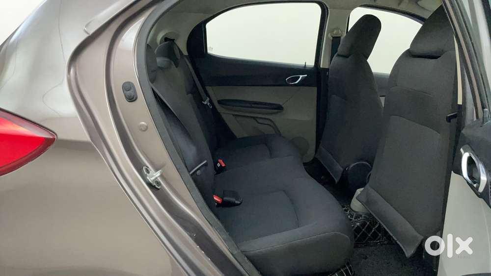 Tata Tiago Xza, 2018, Petrol