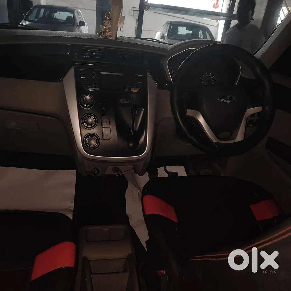 Mahindra Kuv 100 G80 Petrol 2016