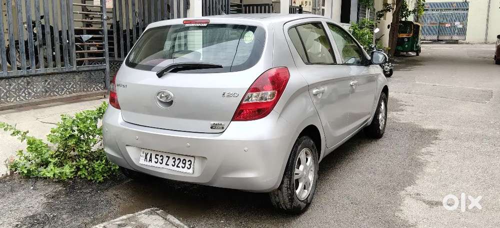 Top End , Primium Hatchback,