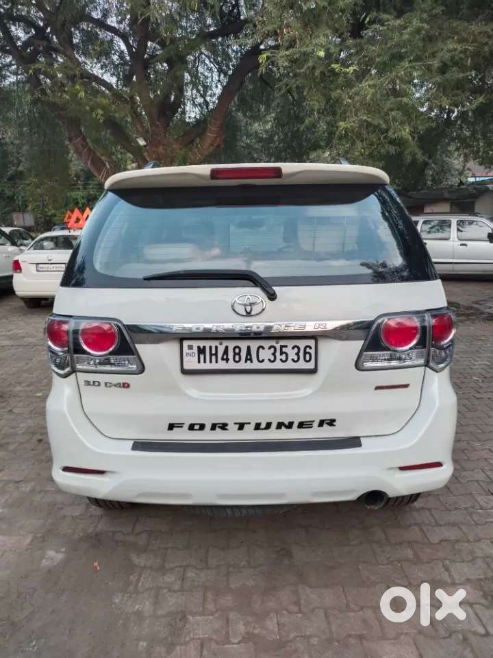 Toyota Fortuner 4x2 At, 2015, Diesel