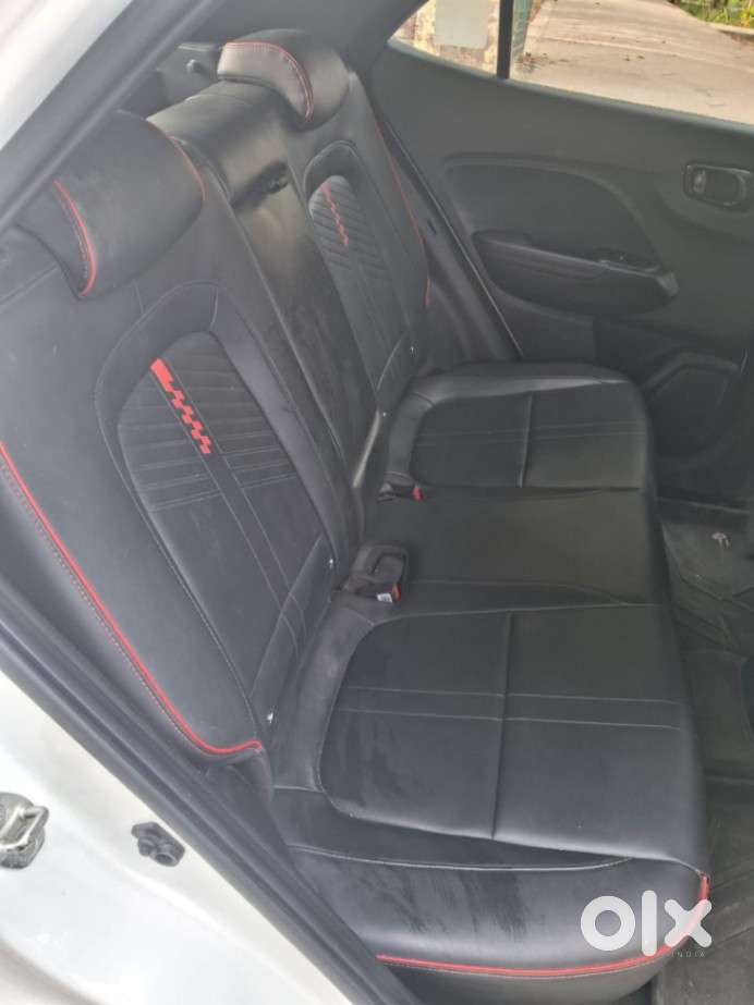 Hyundai Venue N Line N8 Dct Dual Tone, 2022, Petrol