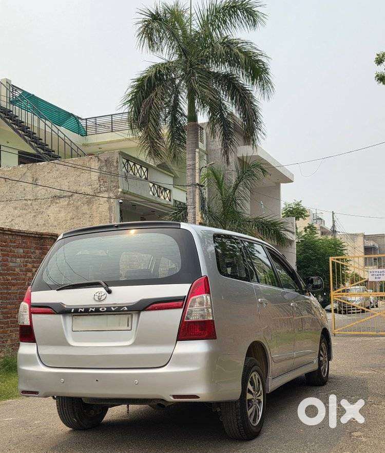 Toyota Innova 2009-2011 2.0 Gx 8 Str, 2014, Diesel