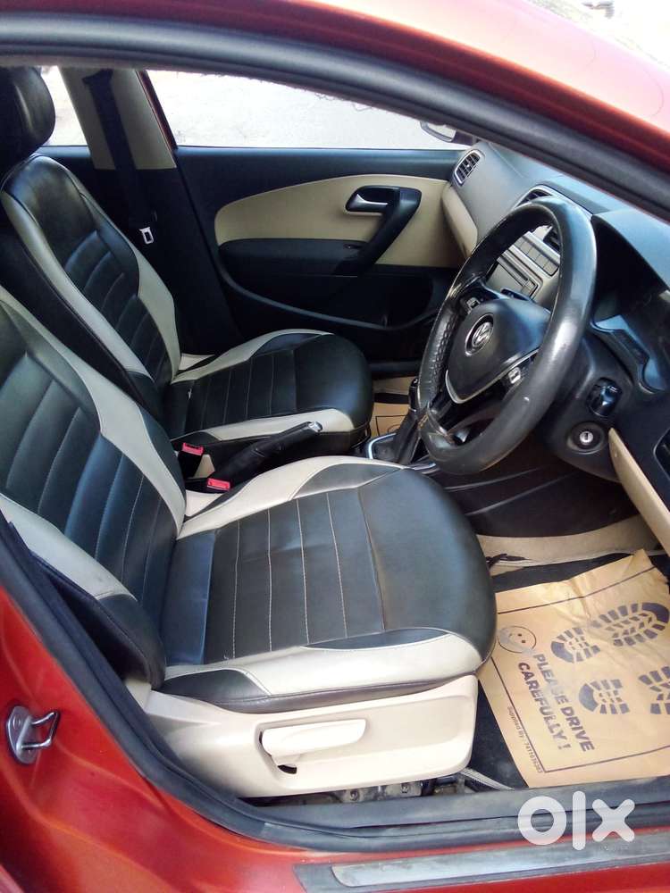Volkswagen Polo Petrol Highline 1.6L, 2014, Diesel