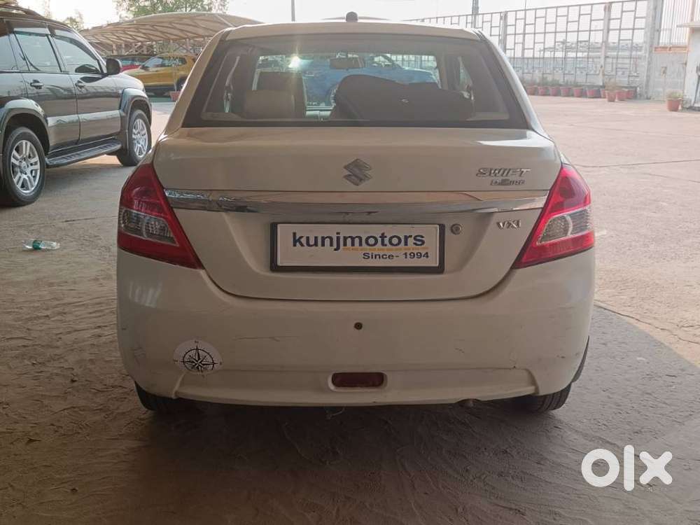 Maruti Suzuki Dzire 1.2 Vxi, 2015, Petrol