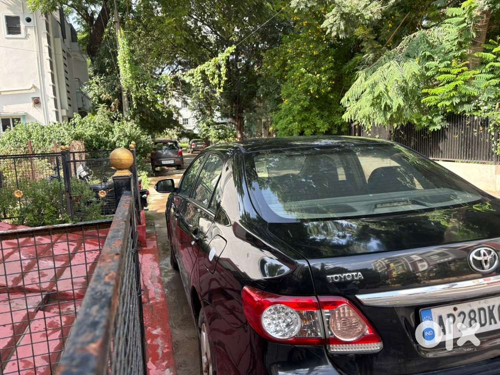 Toyota Corolla Altis 2011 Km Driven Car