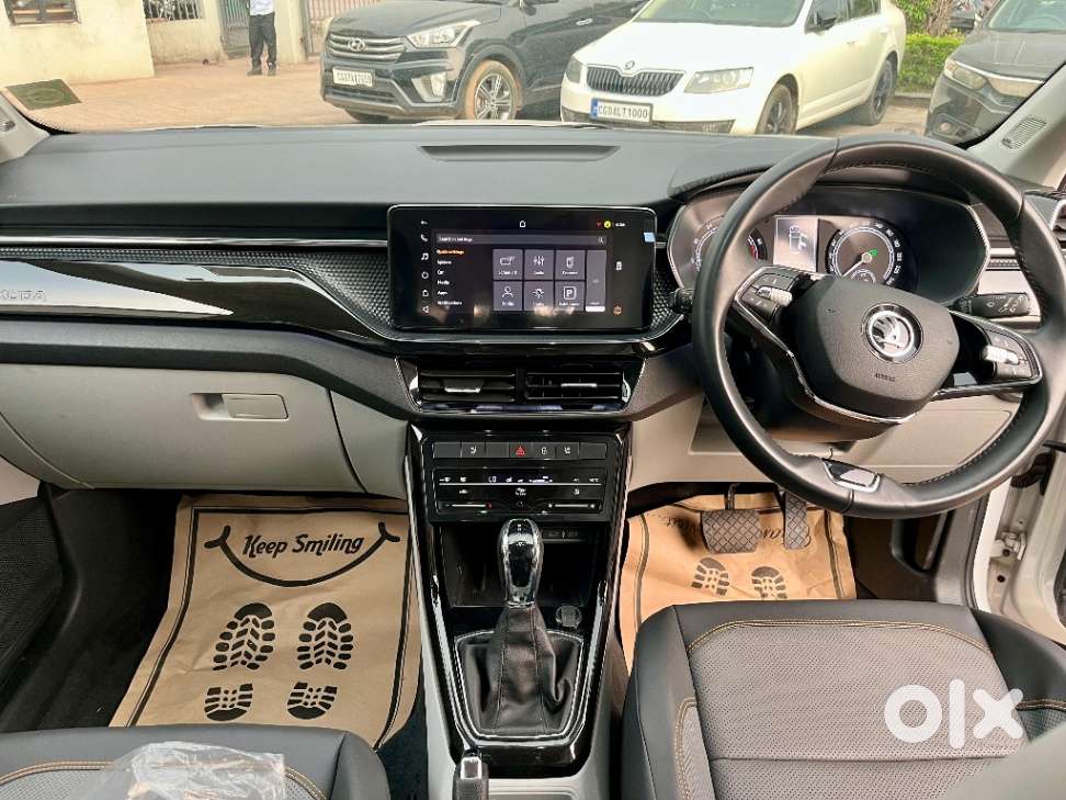 Skoda Kushaq 1.0 Tsi Style At, 2022, Petrol