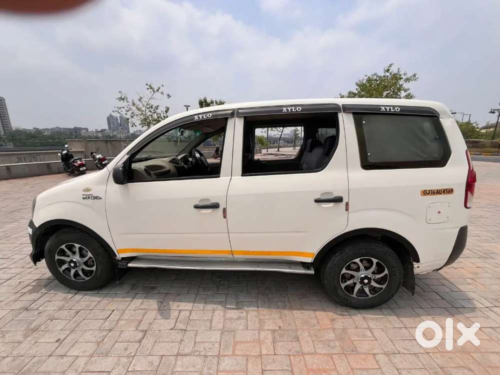 Mahindra Xylo 2018