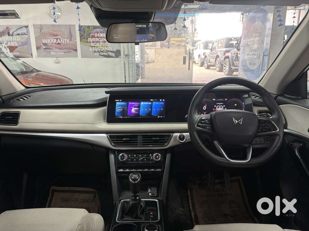 Mahindra Xuv700 2.2 Ax 7 Diesel Mt Luxury Pack Str, 2024, Diesel