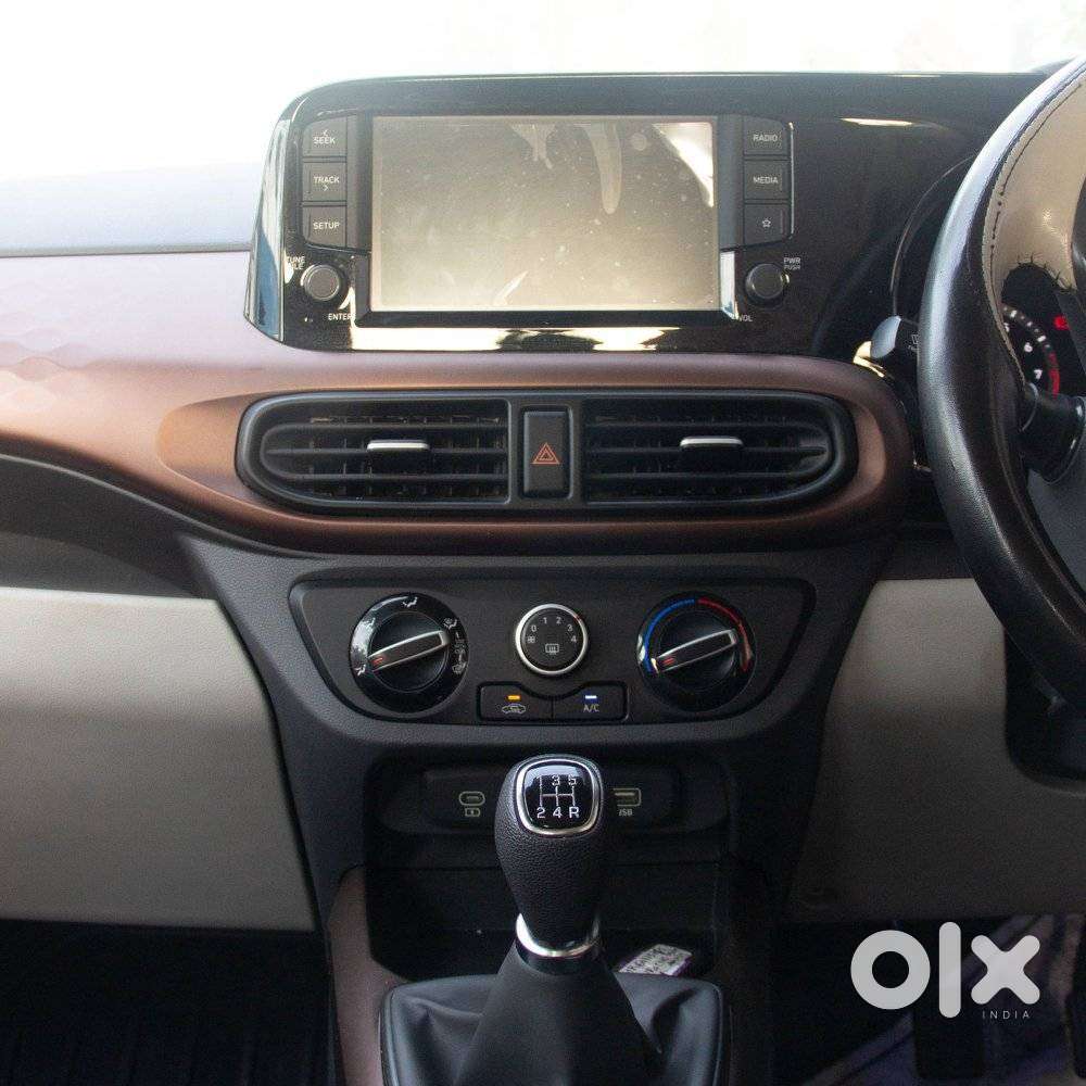Hyundai Aura 1.2 Sx Cng, 2024, Petrol