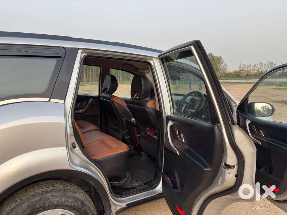 Mahindra Xuv500 Diesel 2015 Car