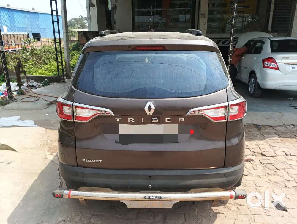 Renault Triber 4 Year's Old Only In One Of The Best Condition