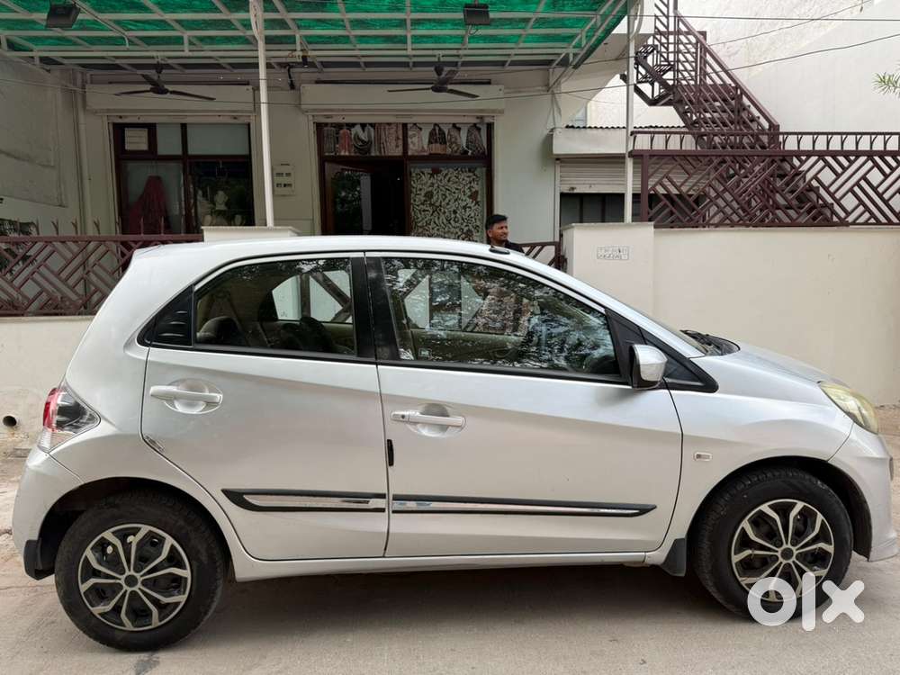 Honda Brio Petrol 2012