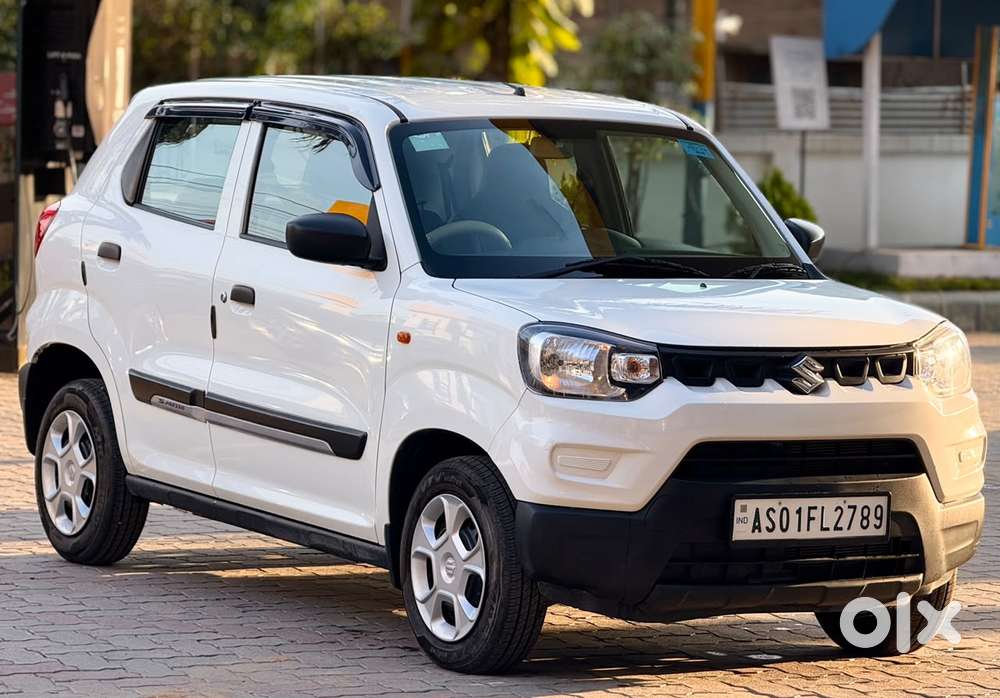 Maruti Suzuki S-presso Vxi Opt, 2023, Petrol