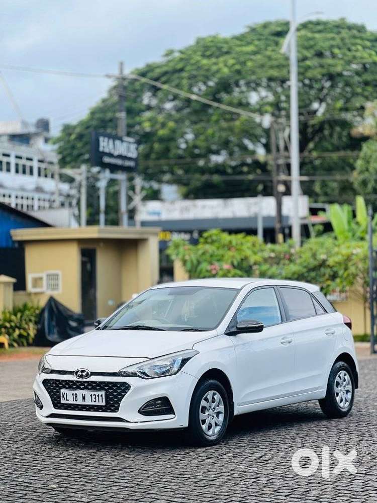 Hyundai I20 Sportz 1.2 Bs-iv, 2018, Petrol