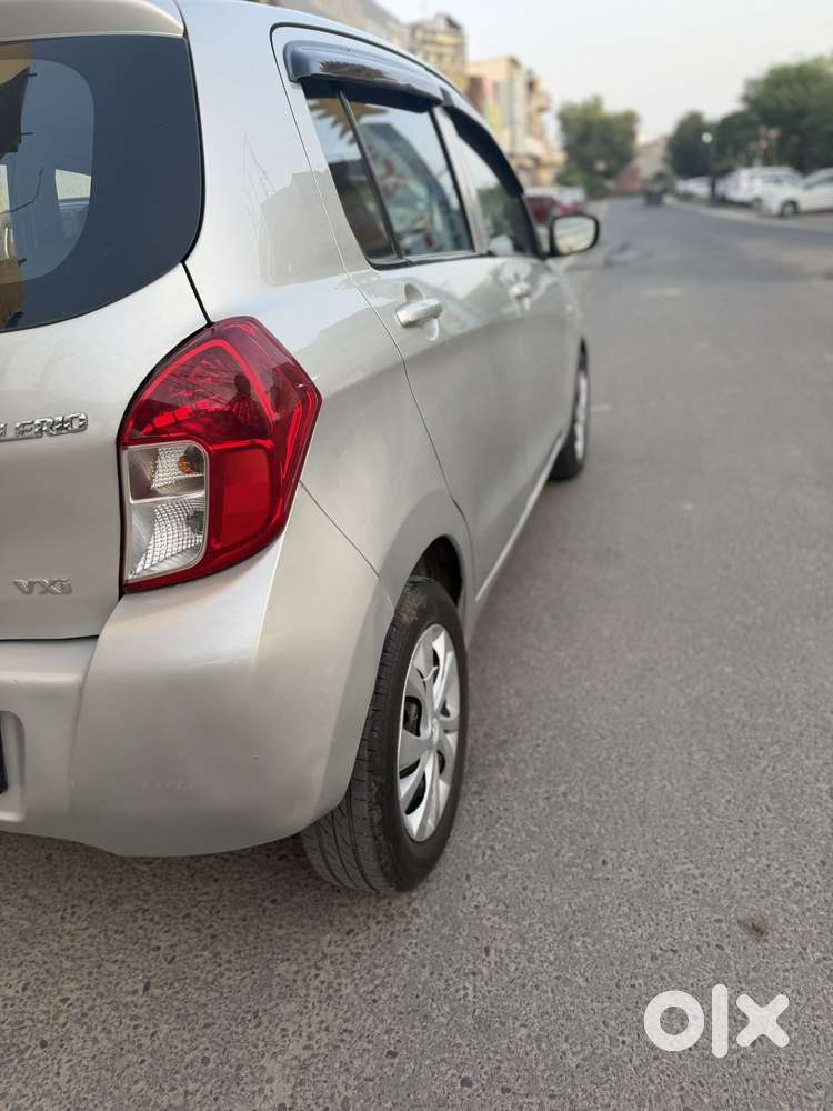 Maruti Suzuki Celerio Vxi At Optional, 2015, Petrol
